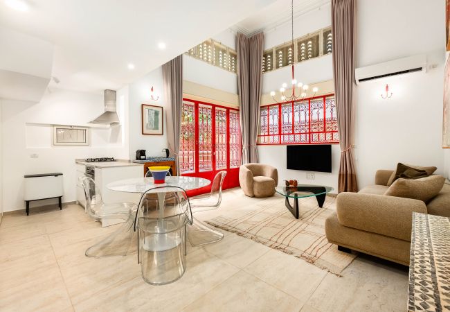  à Tel Aviv - Jaffa - High End Renovated Duplex near Carmel Market by FeelHome